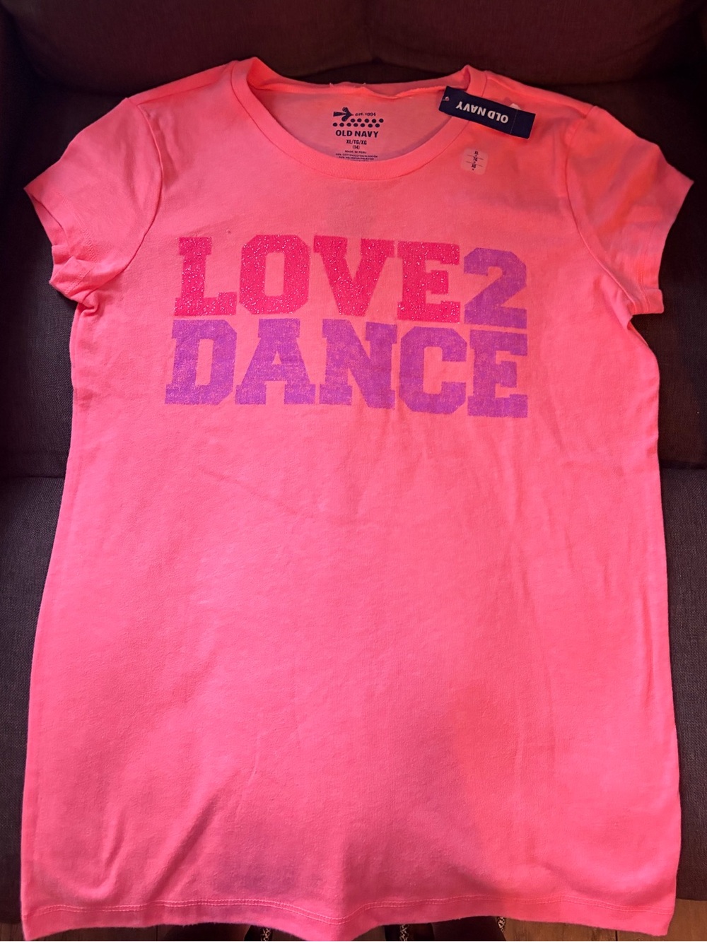 NWOT Old Navy 'LOVE2 DANCE' Pink Graphic Tee